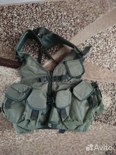 Разгрузочный жилет