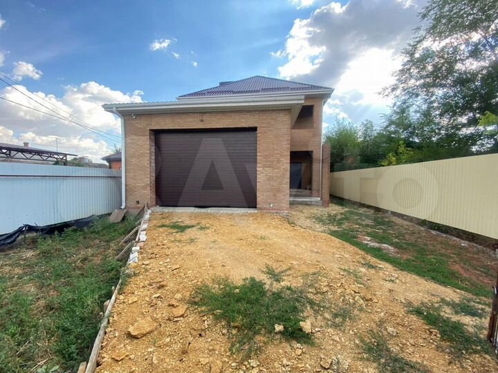 Дом 210 м² на участке 12 сот.