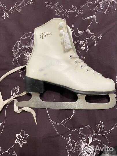Коньки фигурные