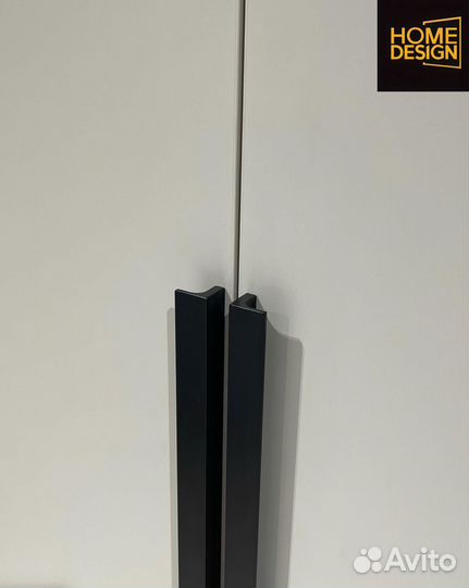 Шкаф распашной в стиле IKEA