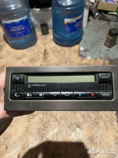 Блок управления климатом Volkswagen Passat B5