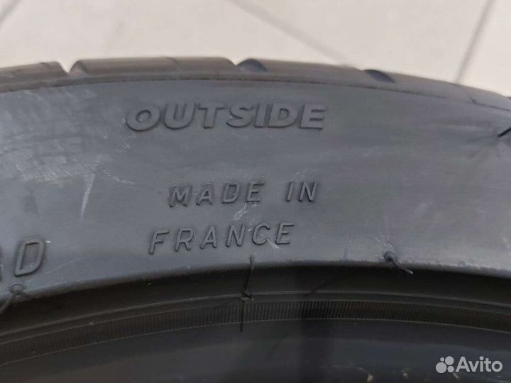 Michelin Pilot Sport 4 S 285/30 R20 и 275/35 R19