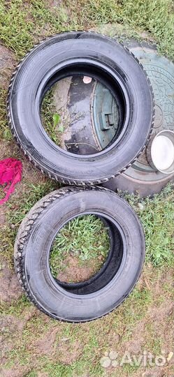 Kumho I'Zen RV Stud KC16 215/70 R16