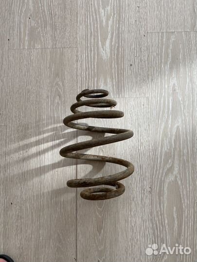 Пружина передняя на daewoo nexia