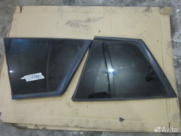 Peugeot 4007 задние стекли глухие