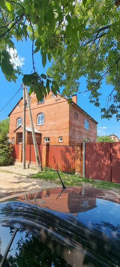 Дом 300 м² на участке 12 сот.