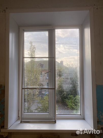 Окна пластиковые +подоконник+откосы бу