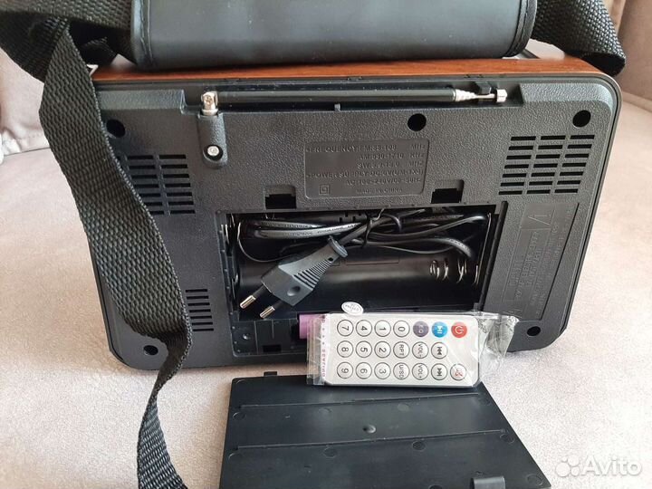 Радиоприемник ретро современный