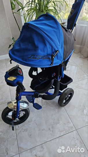 Трехколесный велосипед с родительской ручкой