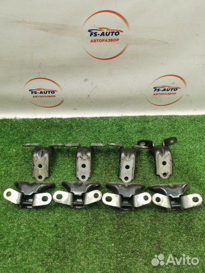 Петли дверей Kia Ceed хетчбэк 1.4 G4FA 2014