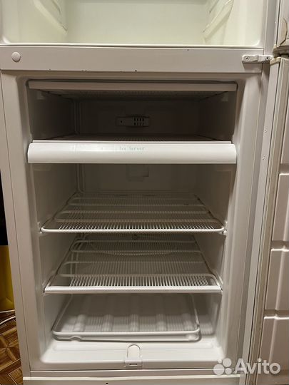 Холодильник electrolux