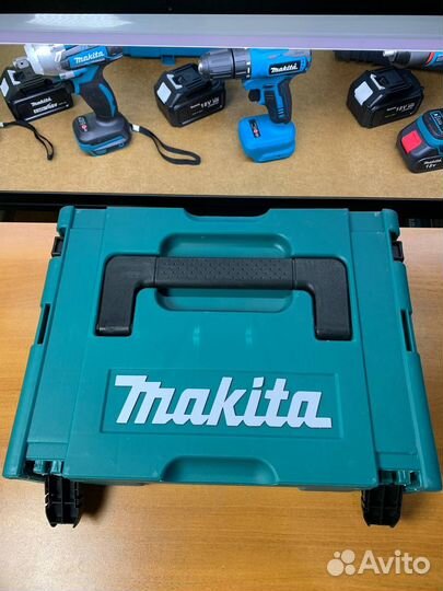 Бесщеточная болгарка и гайковерт Makita 2в1 кейсе