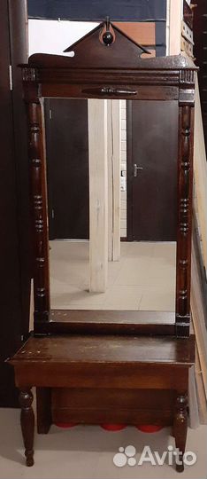 Трюмо с зеркалом старинное