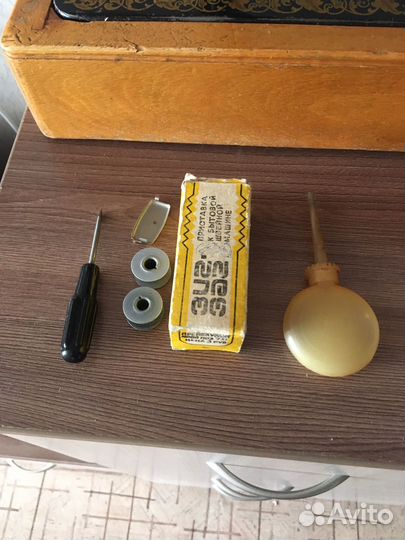 Швейная машинка подольская ручная