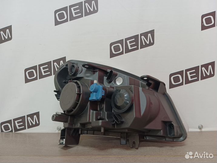 Фара левая Nissan Qashqai