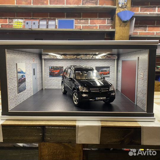 1/18 BMW витрина для моделей