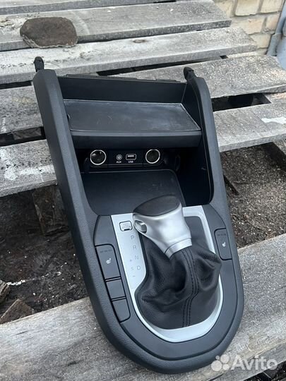 Накладка тонеля kia cerato 4