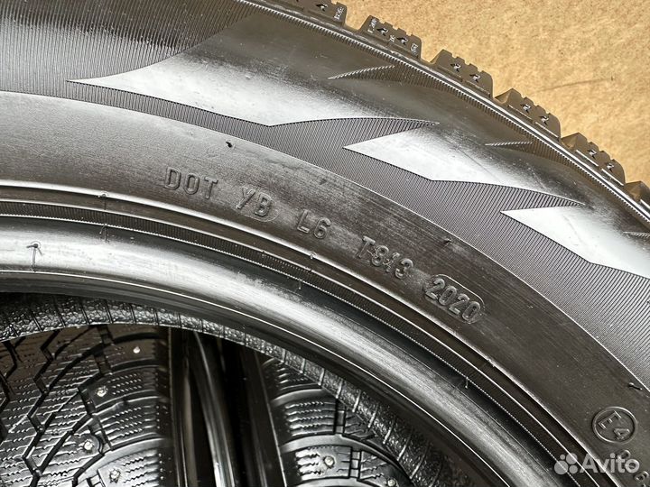 Formula Ice 215/60 R17