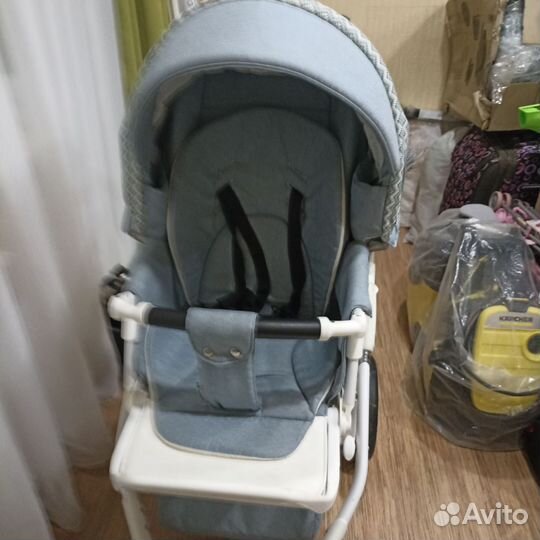 Коляска универсальная