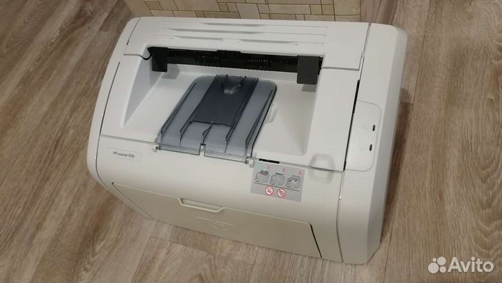 Принтер лазерный нр 1018 / 1020 новый гар. 1 год