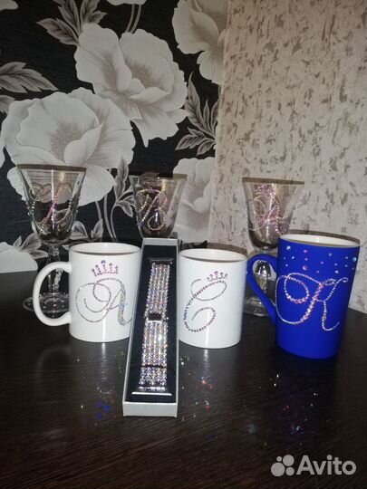 Инкрустация стразами