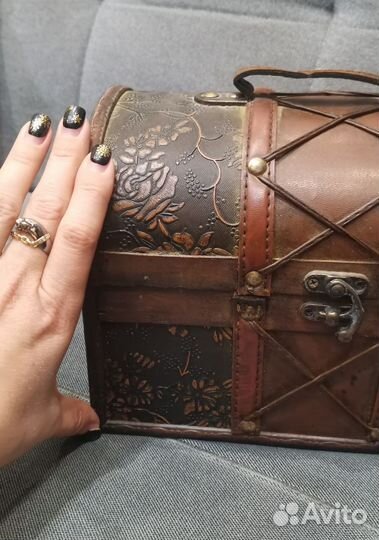 Сундук для украшений шитья мелочей