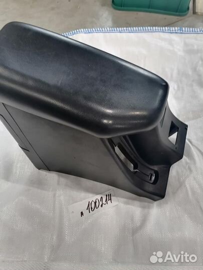 Подлокотник Great Wall H2 2005-2010 GW2.8TC