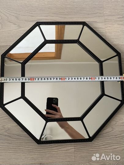 Зеркало настенное 40*40 см черное в рамке