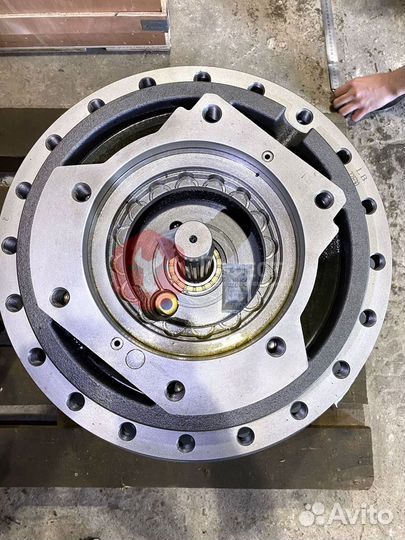 Редуктор хода Doosan DX300LCA 170401-00048A