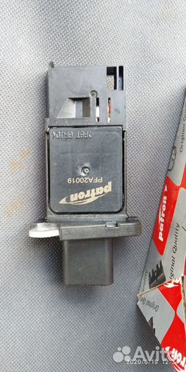 Датчик расхода воздуха на Ford,Peugeоt,Freelander2