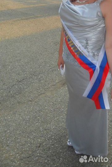 Вечернее платье