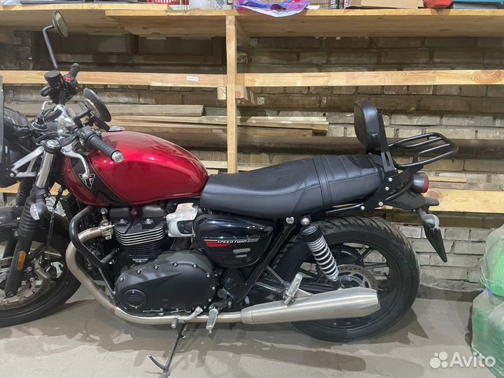 Спинка, багажник для Triumph