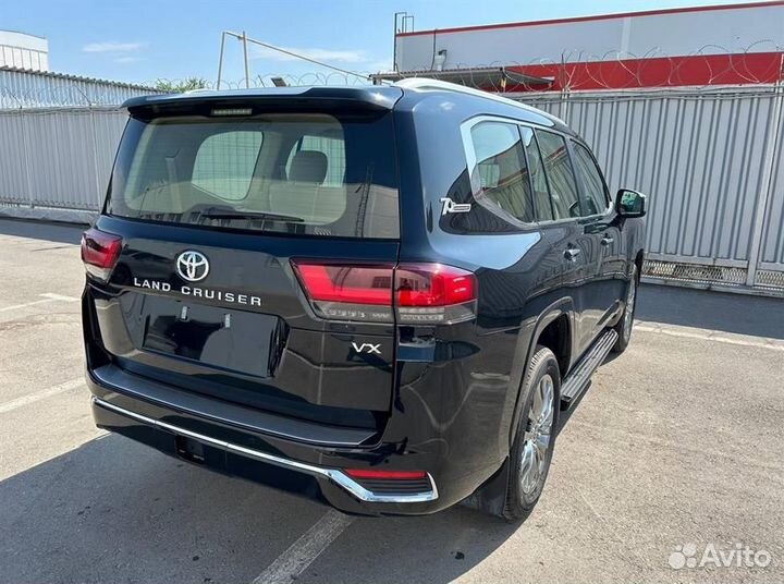 Toyota Land Cruiser 4.0 AT, 2022, 5 км