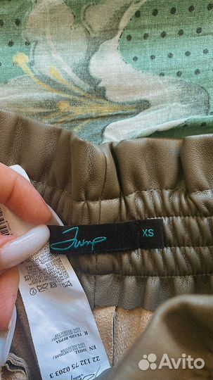 Кожаные шорты