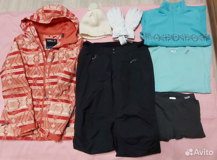 Горнолыжный костюм женский