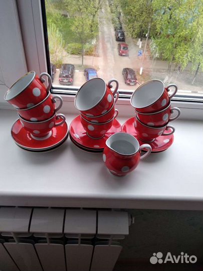 Чашки с блюдцами. Новые, без сколов и трещин