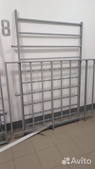 Оконные рамы бу, стекла, металлические решетки