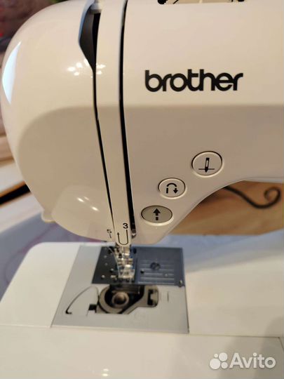 Швейная машина Brother innov is