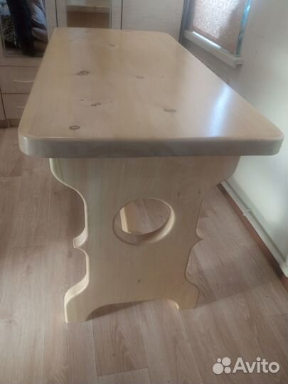 Стол кедровый