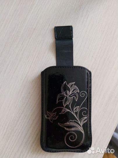 Чехол для небольшого телефона