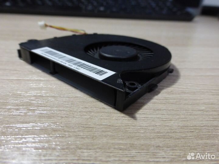Кулер для ноутбука Lenovo B50 (восстановленный)