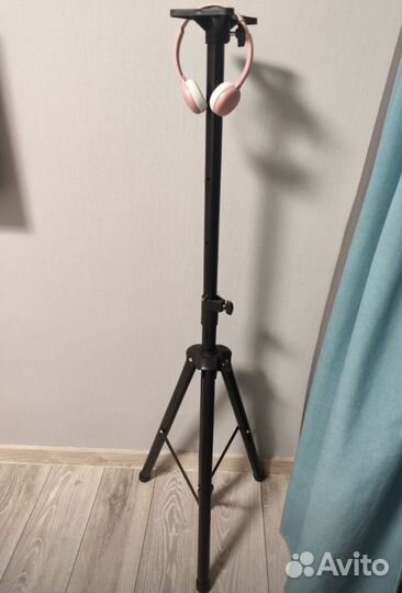 Стойки для колонок