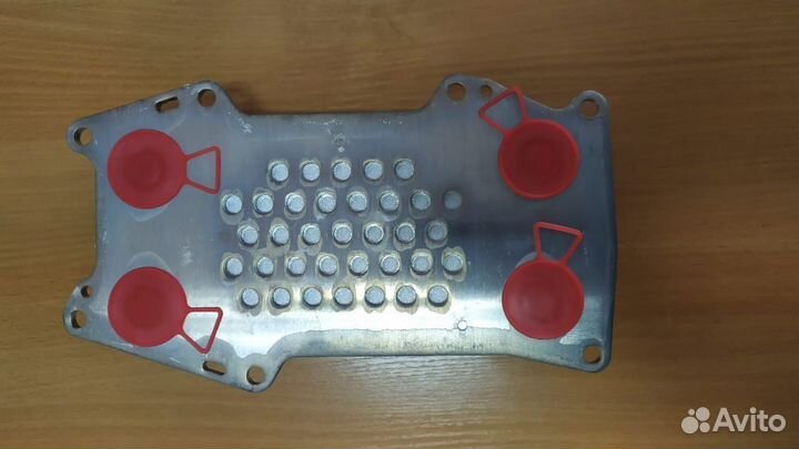 Масляный радиатор 22592869 Volvo EC