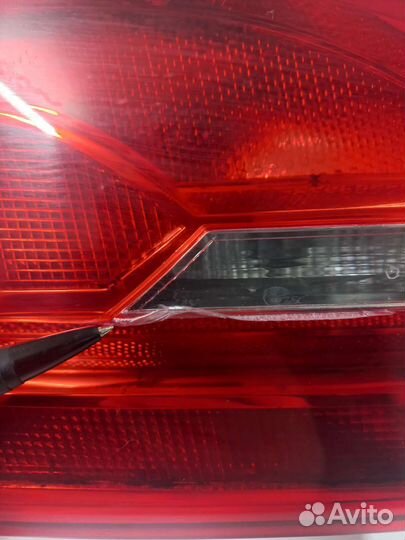 Фонарь левый внутренний Volkswagen Jetta 6