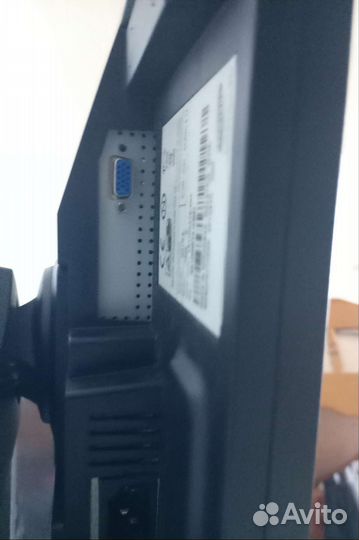 Монитор Samsung syncmaster 740n