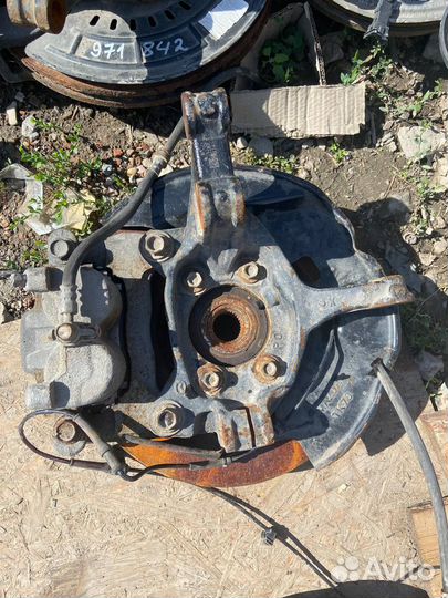 Lexus RX 300/350 поворотный кулак правый 2015-2022