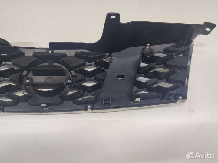 Решетка радиатора 623103UB0A-DCR Nissan X-trail