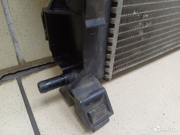 Радиатор охлаждения Renault Megane 2 (унив) 1.5