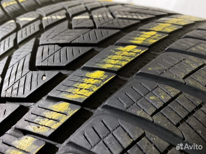 Pirelli Scorpion Winter 305/35 R21