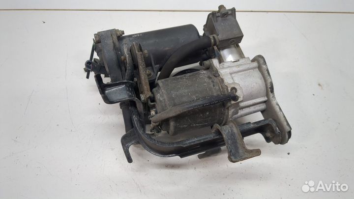 Компрессор воздушный Lexus LS430 UCF30, 2002